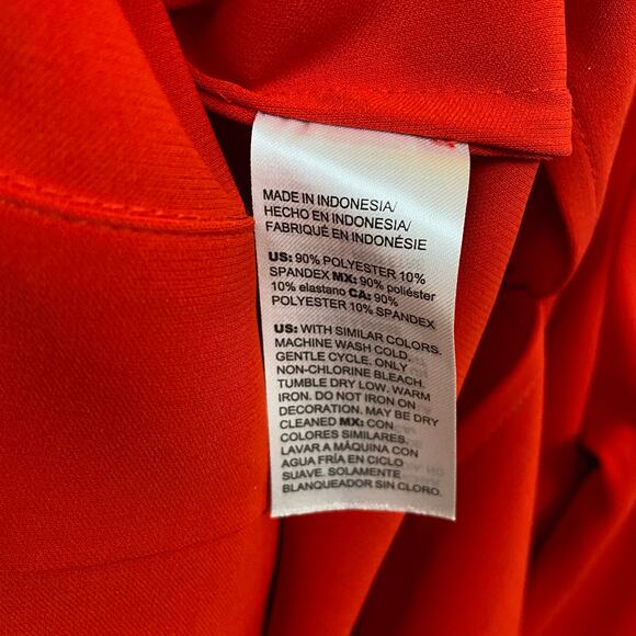 Chico’s Women's Red Long Sleeve Tunic Blouse Top Gold Chain Trim Size 16/18 NWT - Picture 9 of 14